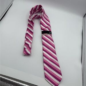JF J.Ferrar Pink White Men’s Narrow Necktie Tie NWT